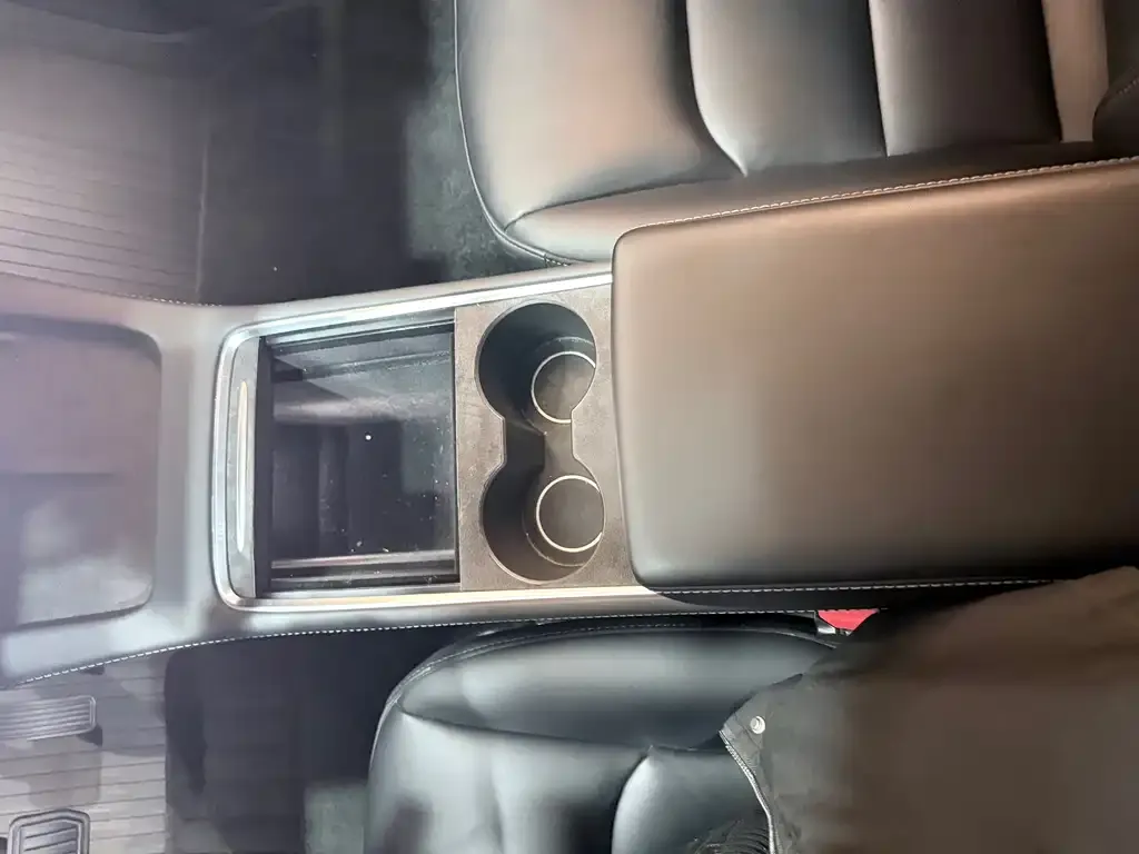 Tesla Model Y 2022 из CN, фото 3