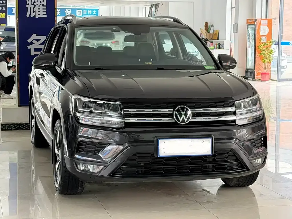 Volkswagen Tharu — фото 2