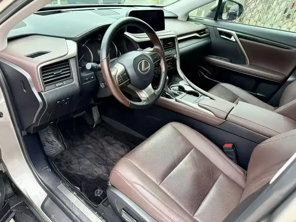 Lexus RX — фото 4