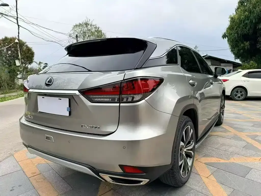 Lexus RX — фото 2