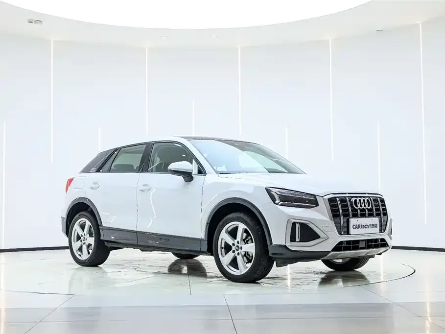 Audi Q2L 2023 из CN, фото 7