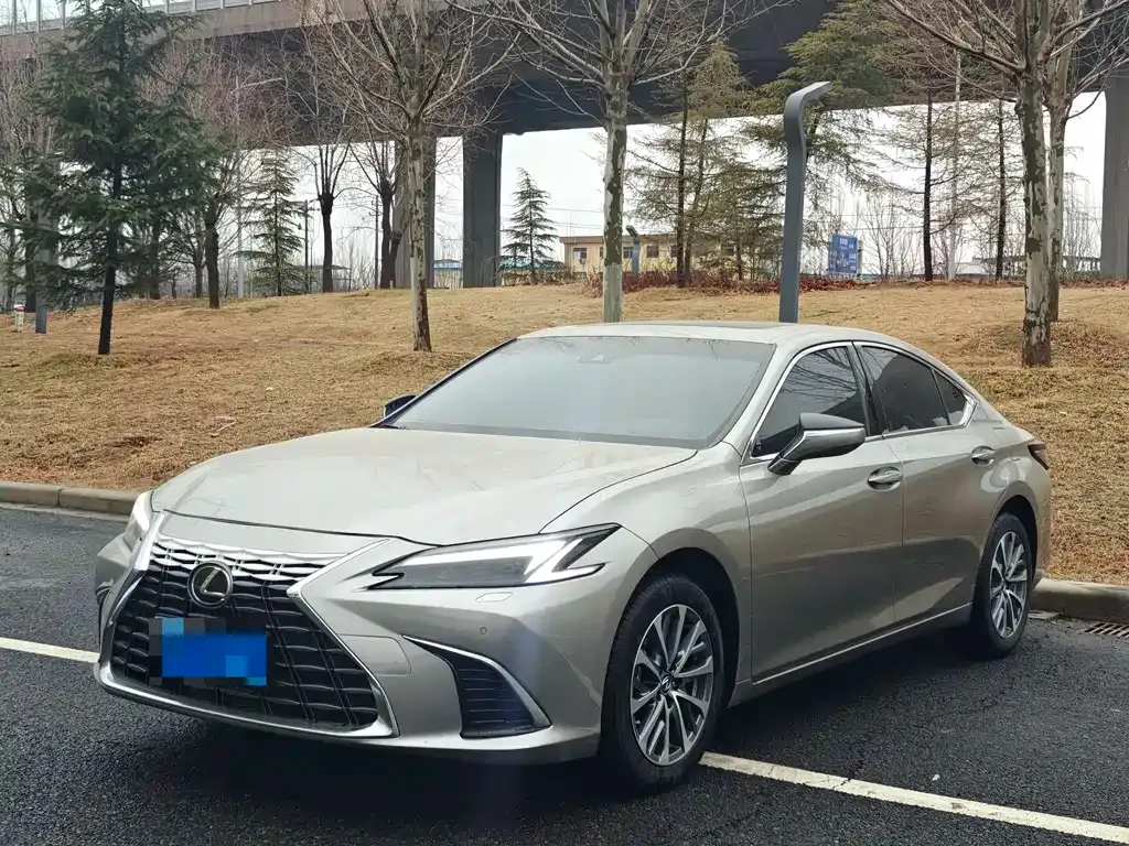 Lexus ES 2025 из CN, фото 1