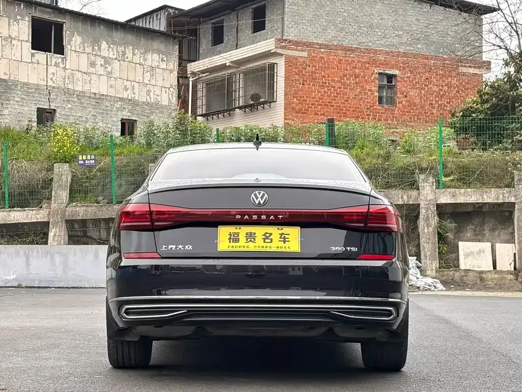 Volkswagen Passat — фото 6