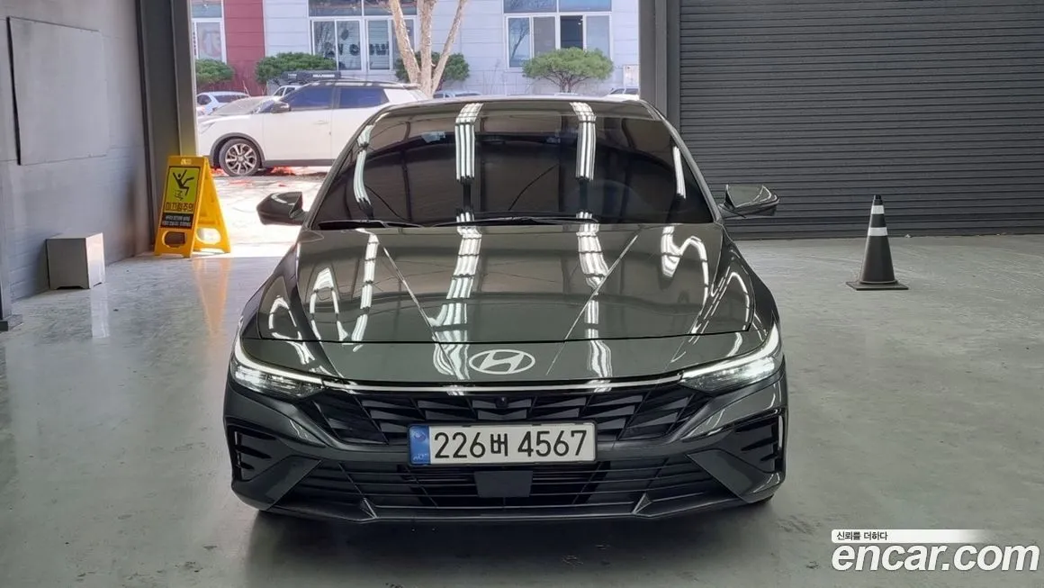 Hyundai AVANTE — фото 8