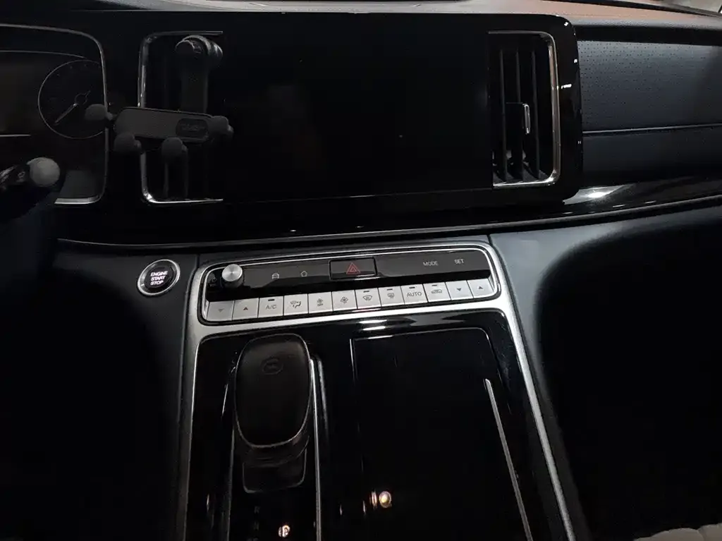 GAC Motor Trumpchi M8 — фото 2