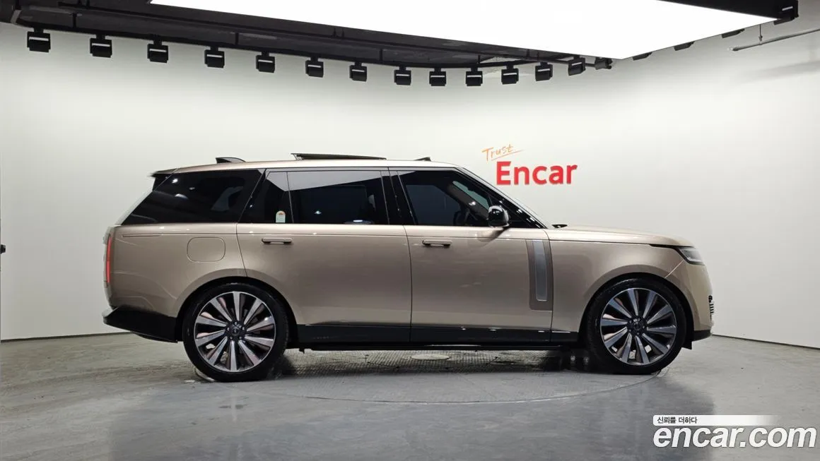 Land Rover Range Rover 2025 из KR, фото 8