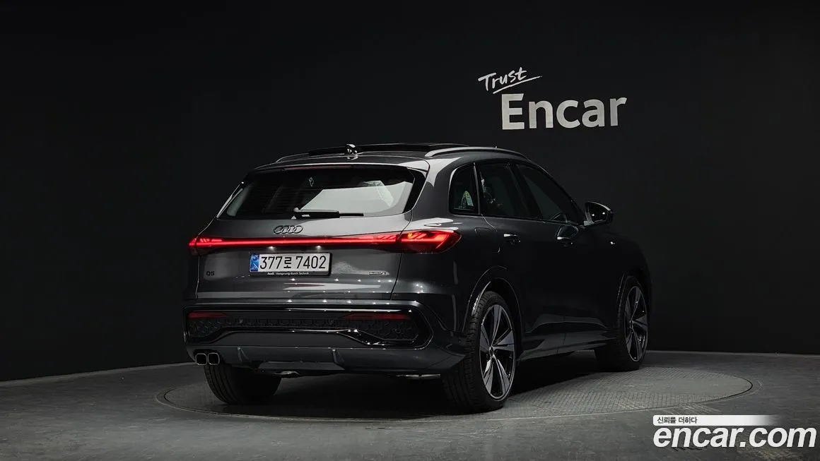 Audi Q5 2025 из KR, фото 5