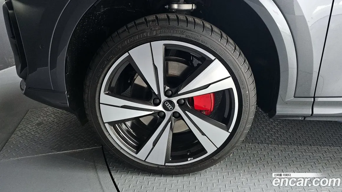 Audi Q5 2025 из KR, фото 6