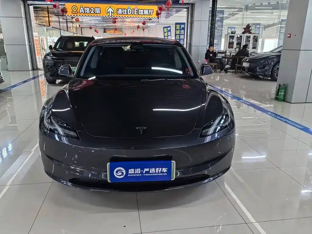 Tesla Model 3 — фото 5