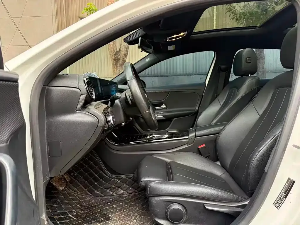 Mercedes-Benz A-Class 2021 из CN, фото 4