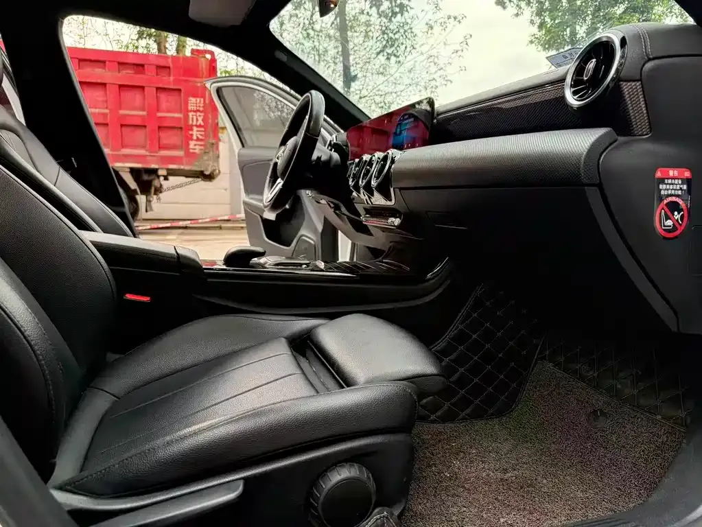 Mercedes-Benz A-Class 2021 из CN, фото 3