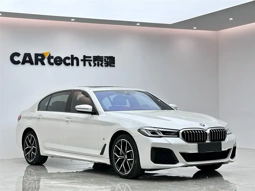 BMW 5 Series — фото 4