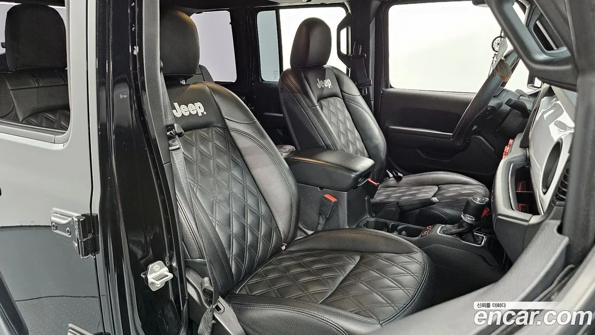Jeep Wrangler 2021 из KR, фото 6