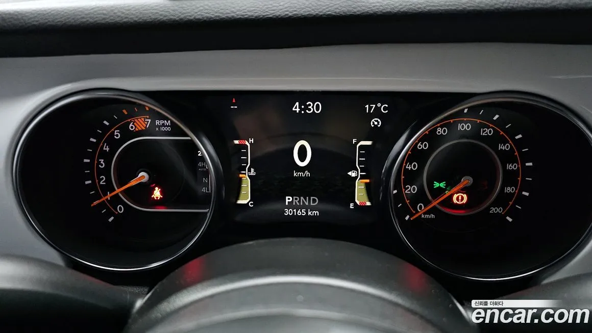 Jeep Wrangler 2021 из KR, фото 4