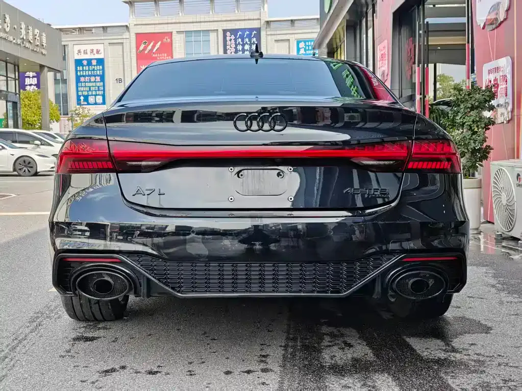 Audi A7L 2025 из CN, фото 9