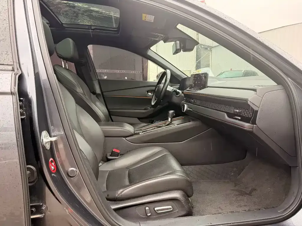 Honda Accord — фото 6