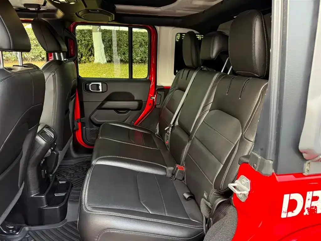 Jeep Wrangler PHEV 2021 из CN, фото 2