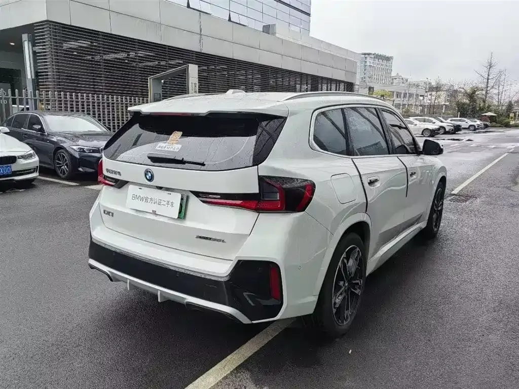 BMW iX1 2023 из CN, фото 6