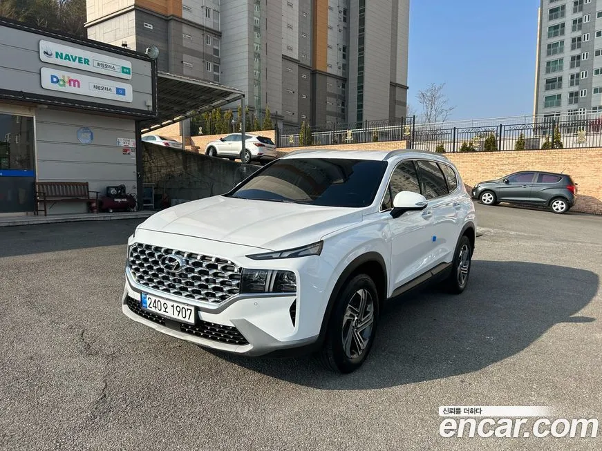 Hyundai Santafe — фото 1