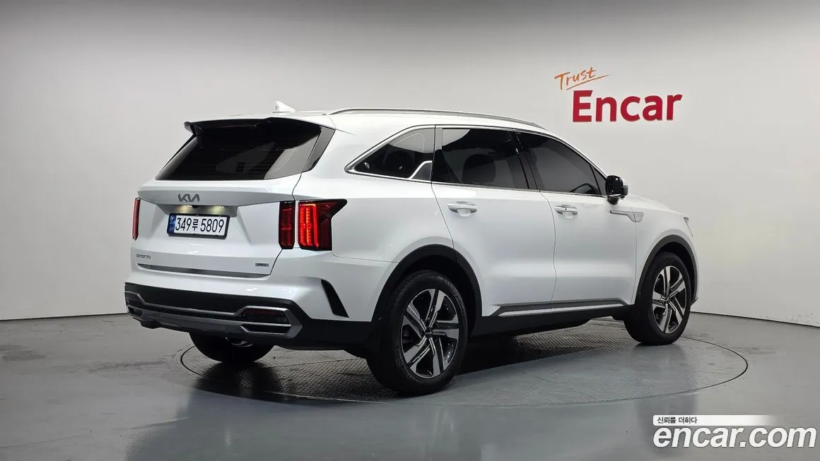 Kia Sorento — фото 5