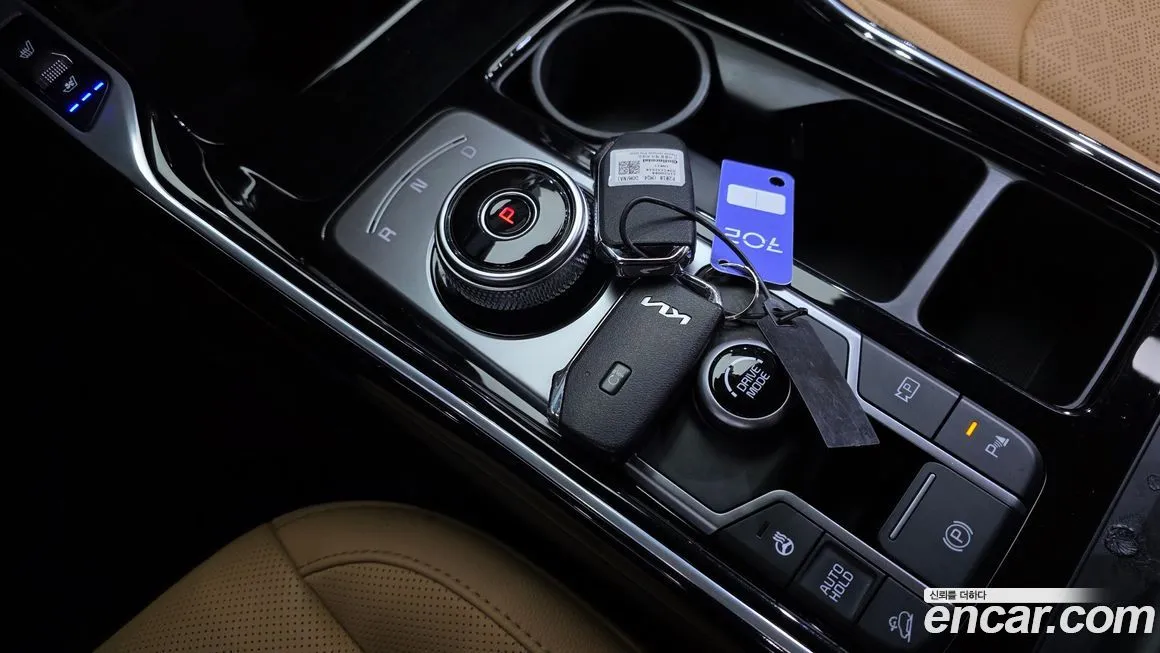 Kia Sorento — фото 8