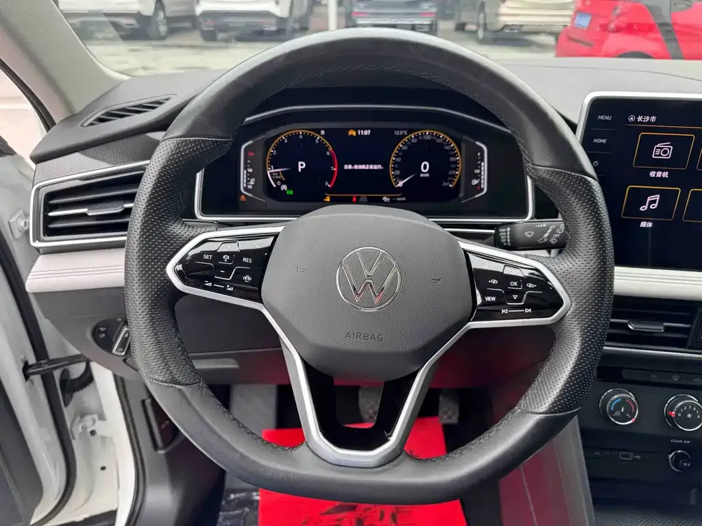 Volkswagen Tiguan L 2022 из CN, фото 5