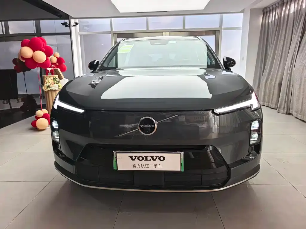 Volvo XC70 Plug-in Hybrid 2026 из CN, фото 4