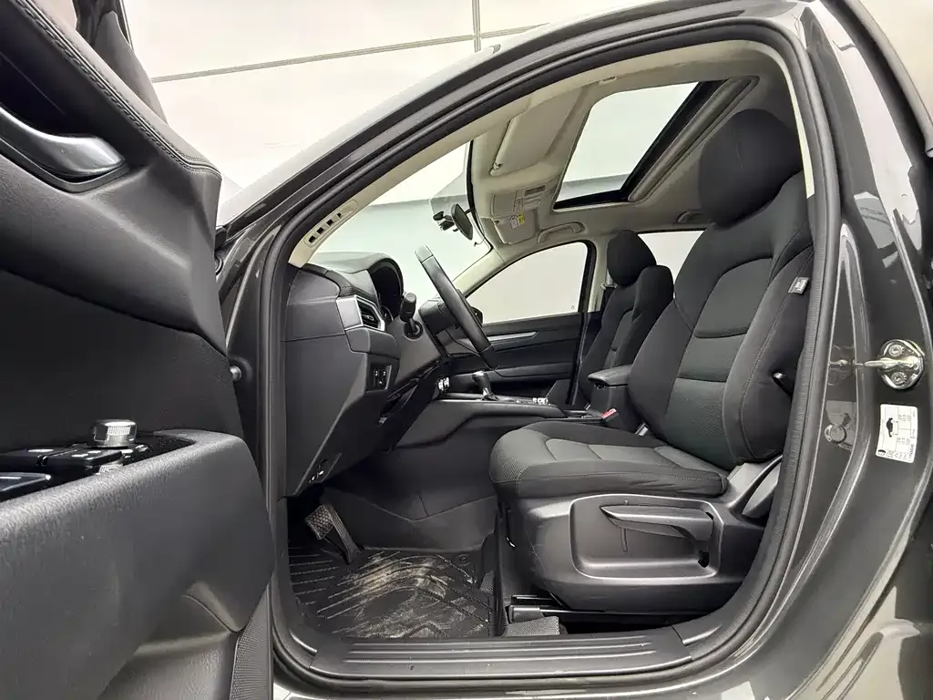 Mazda CX-5 2021 из CN, фото 10