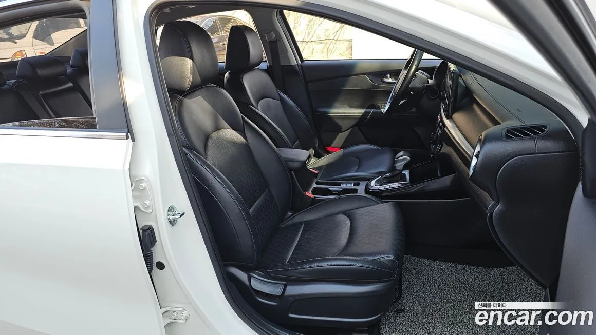 Kia K3 2022 из KR, фото 10