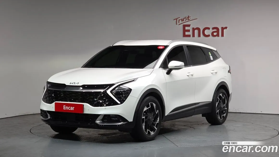 Kia Sportage — фото 1