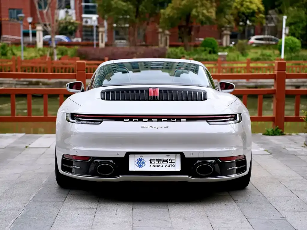 Porsche 911 2021 из CN, фото 7