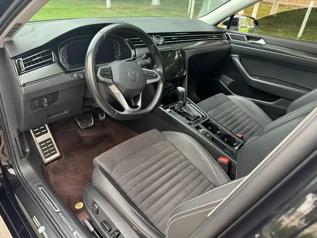 Volkswagen Magotan 2022 из CN, фото 2