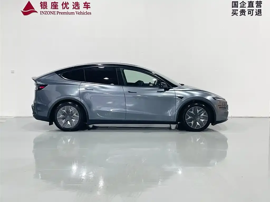 Tesla Model Y L — фото 6