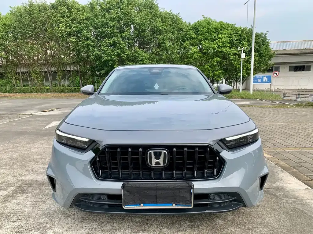 Honda Inspire — фото 8