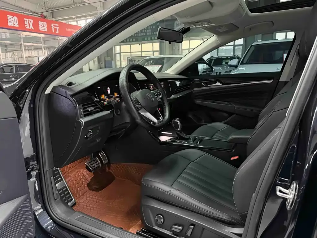 Volkswagen Passat — фото 6