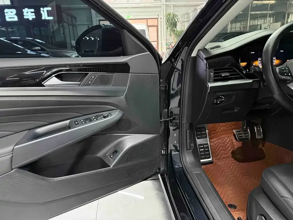 Volkswagen Passat — фото 5