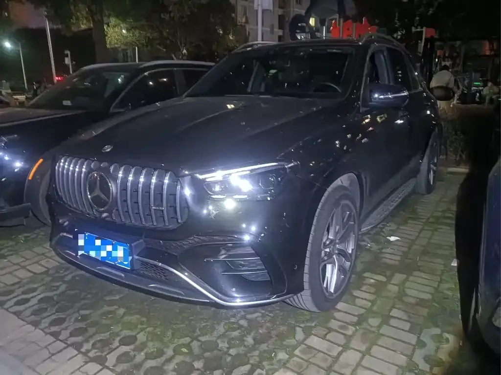 Mercedes-Benz GLE AMG — фото 1