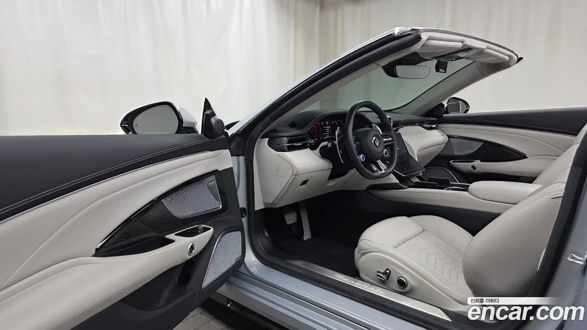 Maserati Gran Cabrio 2024 из KR, фото 9