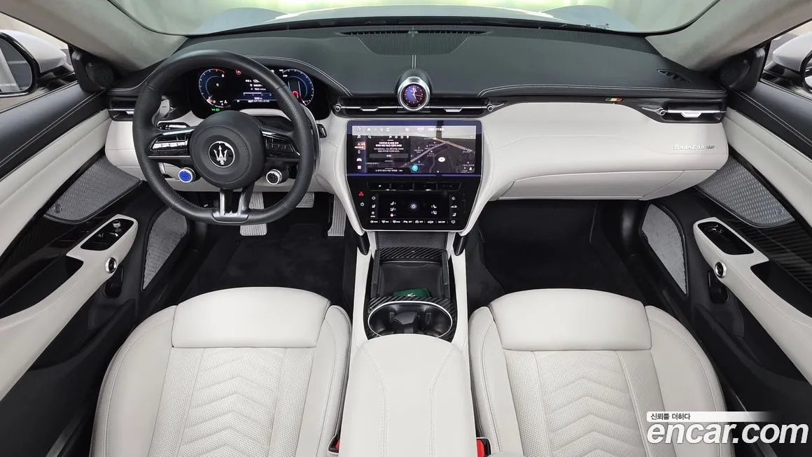 Maserati Gran Cabrio 2024 из KR, фото 5