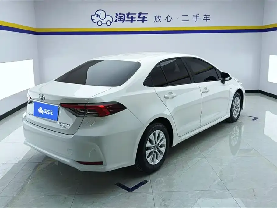 Toyota Corolla 2025 из CN, фото 2