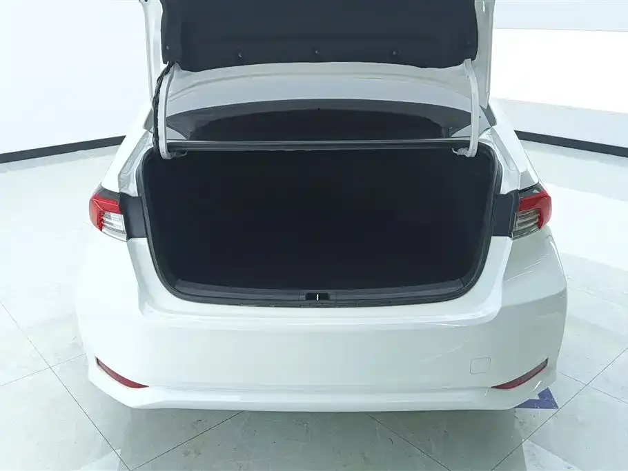 Toyota Corolla 2025 из CN, фото 8