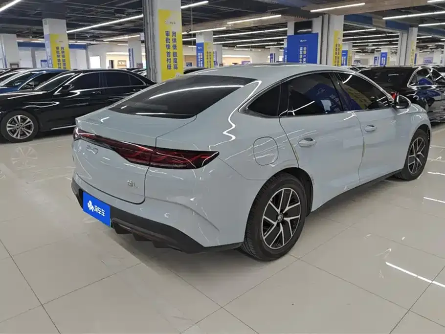 BYD Qin L — фото 7