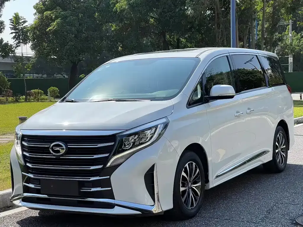 GAC Motor Trumpchi M8 — фото 1