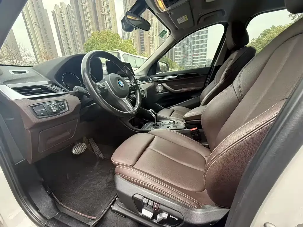 BMW X1 2021 из CN, фото 2