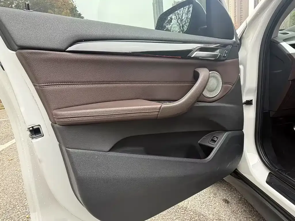 BMW X1 2021 из CN, фото 5