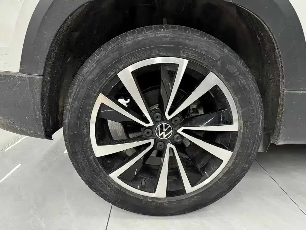 Volkswagen Tharu 2022 из CN, фото 5