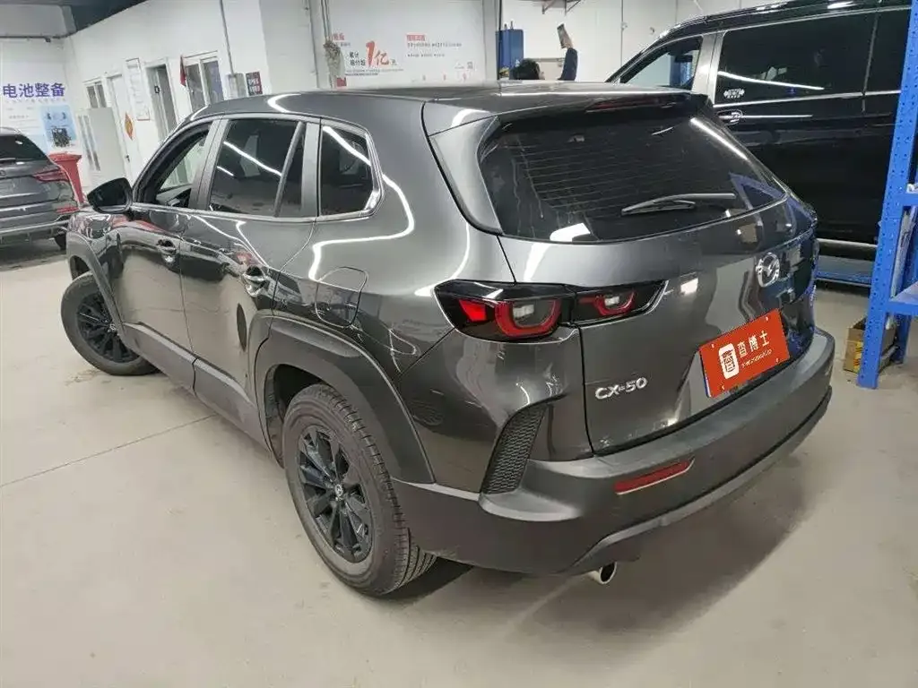 Mazda CX-50 2023 из CN, фото 2