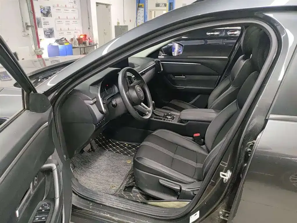Mazda CX-50 2023 из CN, фото 3