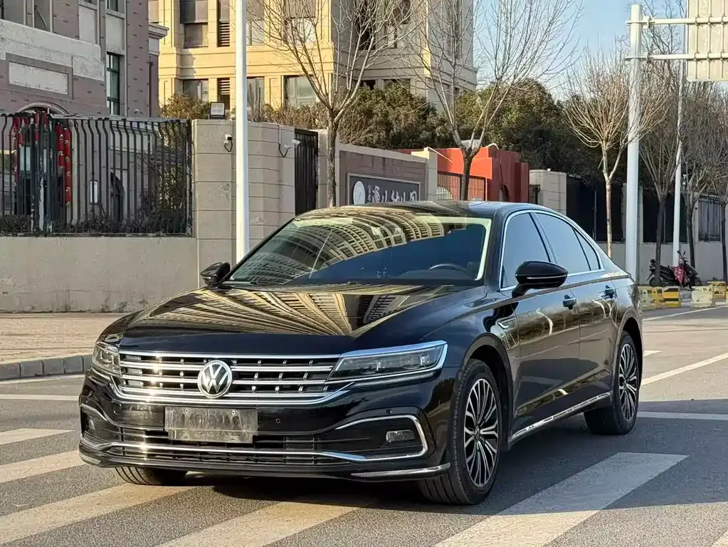 Volkswagen Phideon — фото 1
