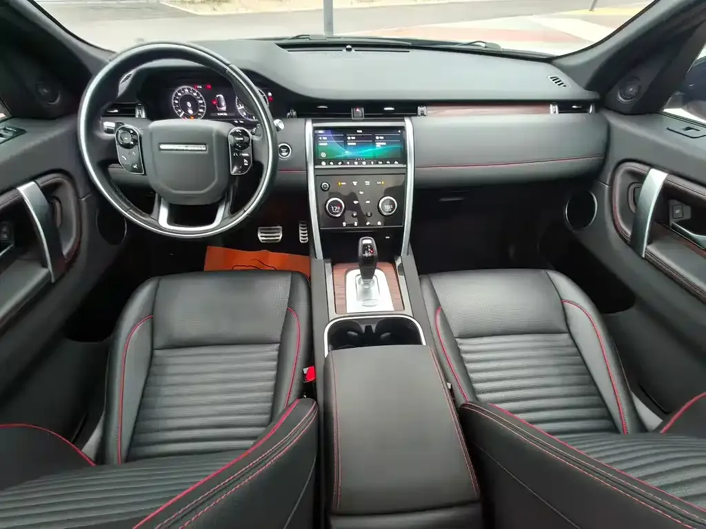 Land Rover Discovery Sport — фото 10